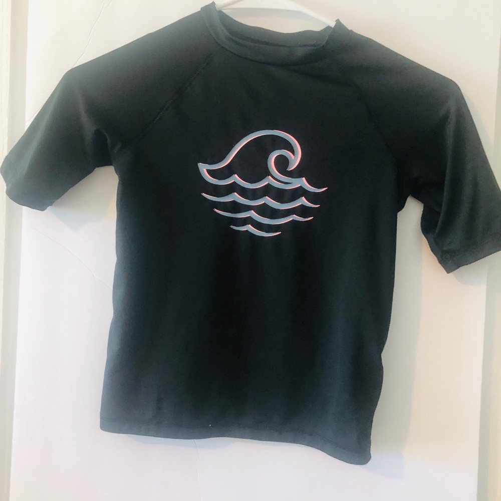 art class Black Kids Rashguard with Wave Graphic